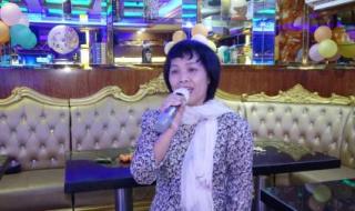 再唱山歌给党听索朗旺姆